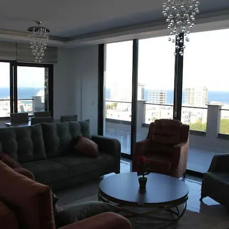 דירה Okman Homes קיירניה