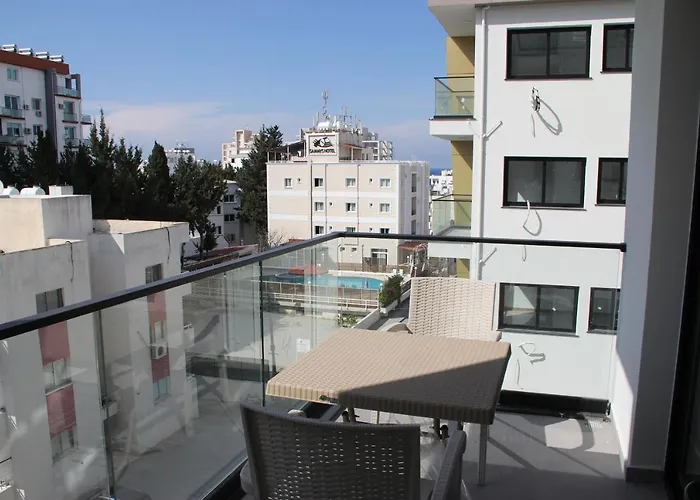 Pamfilya Royal Kyrenia B Blok Appartamento *